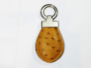 Sleutelhanger in struisvogelleer