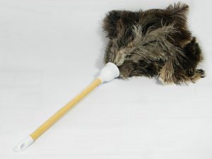 Struisvogel Plumeau met korte houten steel