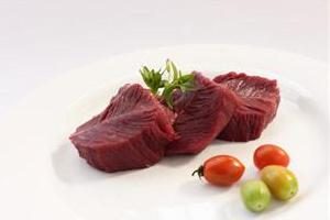 Struisvogelsteak-stukjes